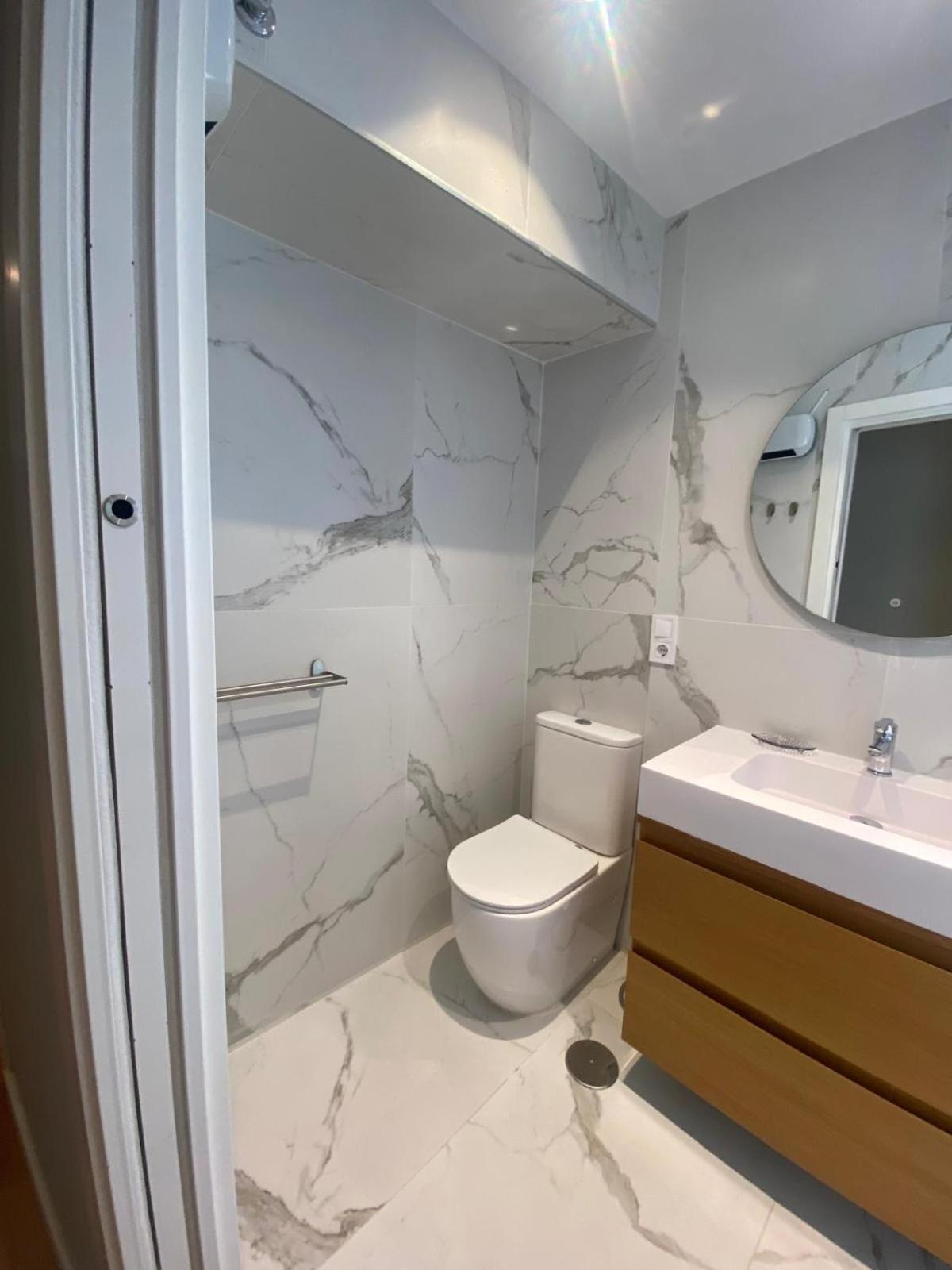 Apartamento Deluxe Central Dolores De Nuestra Sra Sevilla Exterior foto