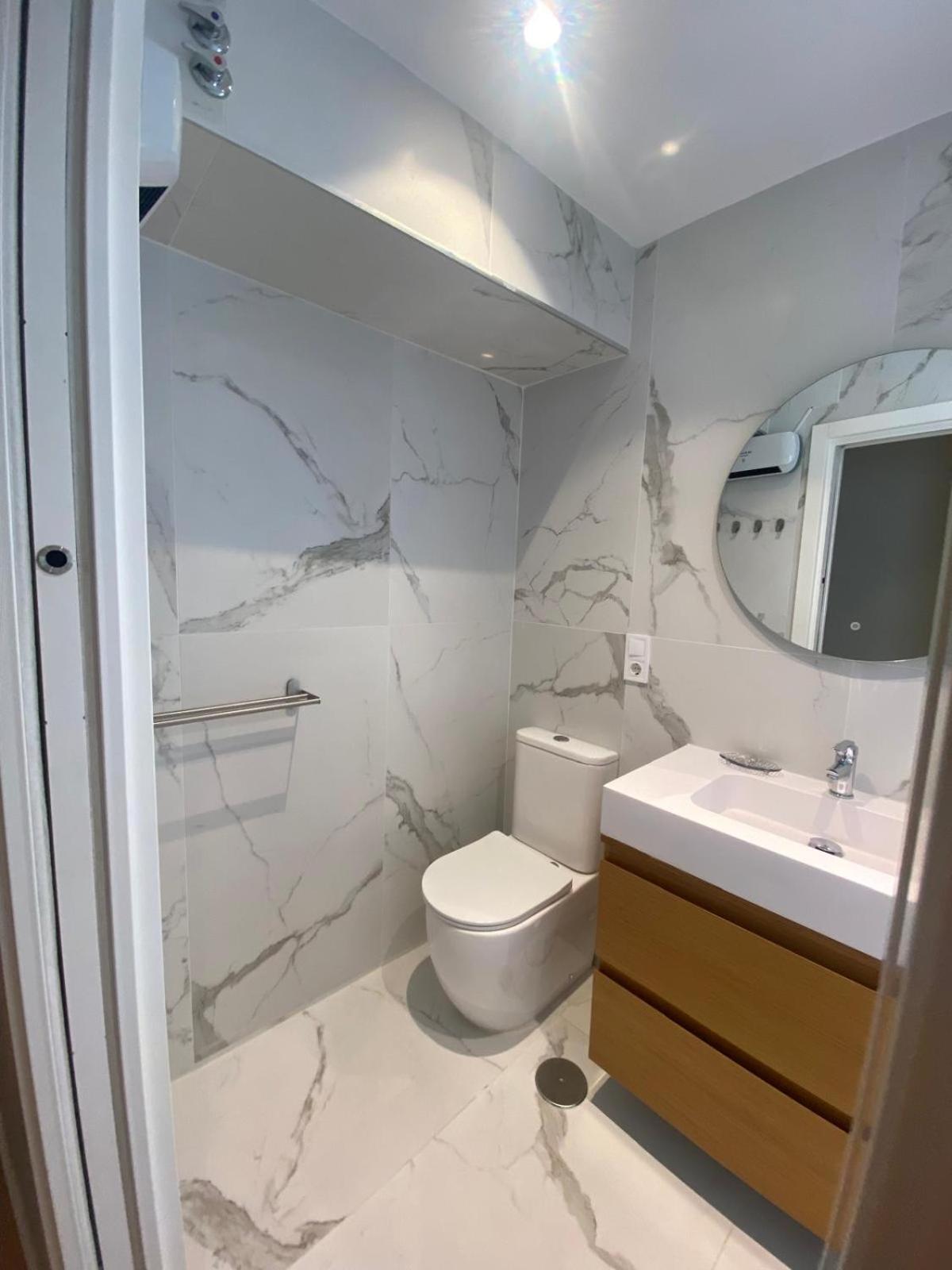 Apartamento Deluxe Central Dolores De Nuestra Sra Sevilla Exterior foto